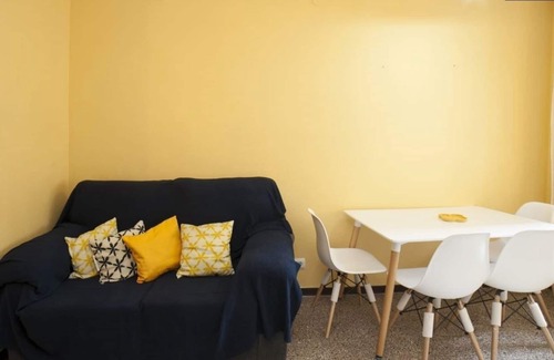 El Camp de l'Arpa del Clot Apartment | Apartament with terrace in Barcelona