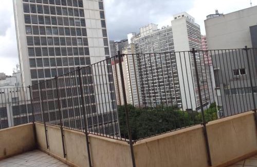 Central Zone Apartment | Apartamento 112 Centro Consolaçao