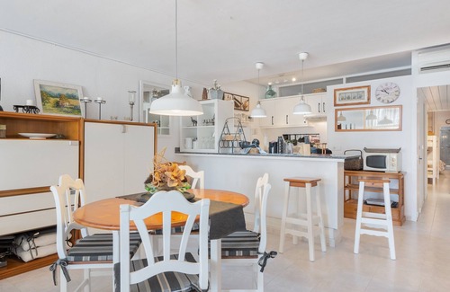 Alcudia House | APARTAMENTO 15 EDIFICIO CANOPUS - Apartment with private terrace on the seafront and with
