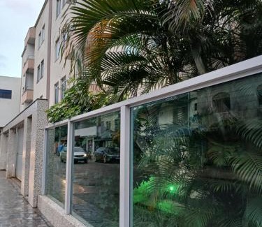 Guarapari Apartment | Apartamento aconchegante na Praia do Morro, a poucos metros da praia