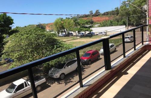 Enseada Azul Apartment | Apartamento com área externa na Bacutia - uma quadra do mar