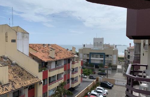 Ingleses Norte Apartment | Apartamento com Vista do Mar em Residencial com Piscina