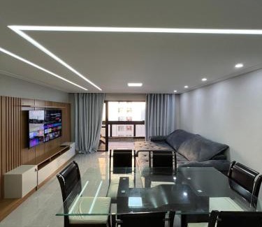 Praia do Morro Apartment | Apartamento Completo com Vista para o Mar e Wi-Fi 600MB