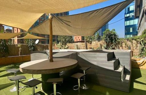 El Golf Apartment | Apartamento con amplia terraza en Las Condes