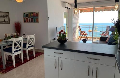 Raval Roig Apartment | Apartamento con vistas al mar primera linea de playa del Postiguet