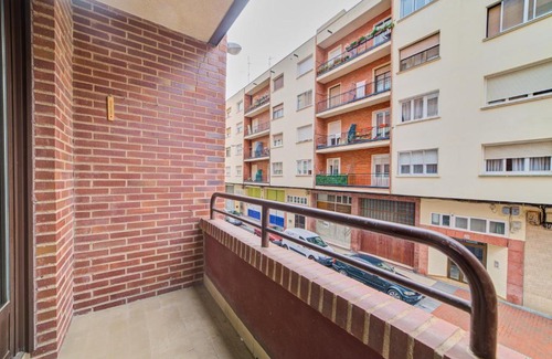 Logrono City Centre Apartment | Apartamento el Parque by Clabao