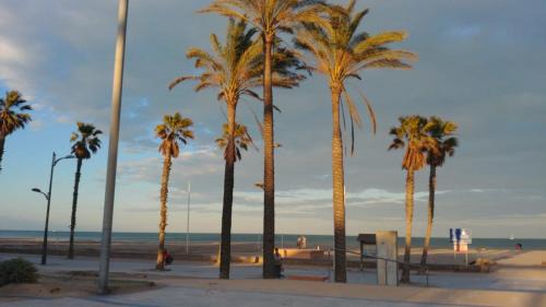La Malva-rosa Apartment | Apartamento en la playa Malvarrosa