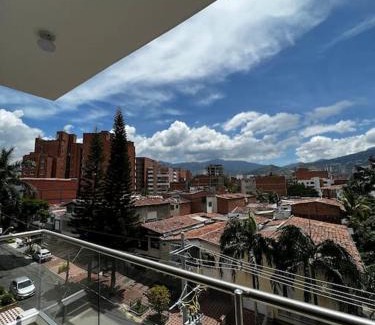 Florida Nueva Apartment | Apartamento en Laureles, con piscina y parquedero 401