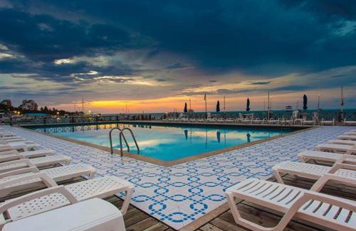 Punta Hansa Apartment | Apartamento en Torres del Sun Rise San Andrés con Piscina y Playa Privada