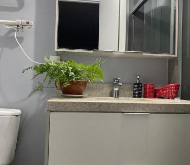 Jardim Leopoldina Apartment | Apartamento encantador na João Inácio conforto e praticidade em Porto Alegre
