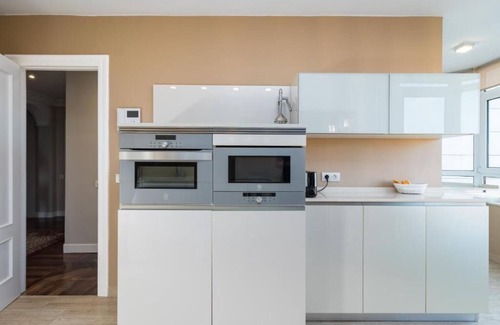 Santander Apartment | Apartamento Junto Playa Sardinero Con Parking