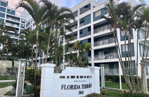 Matinhos Apartment | Apartamento no Edifício Florida Terrace