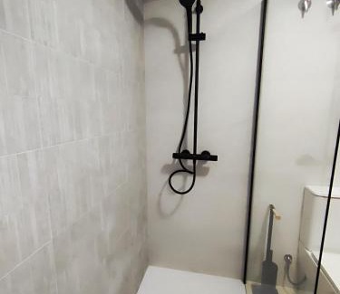 Algiros Apartment | Apartamento Río Turia Jirafa