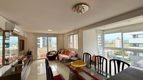 Torres Apartment | Apartamento Terrazzo com 2 Suítes a 450m do Mar - Região Nobre