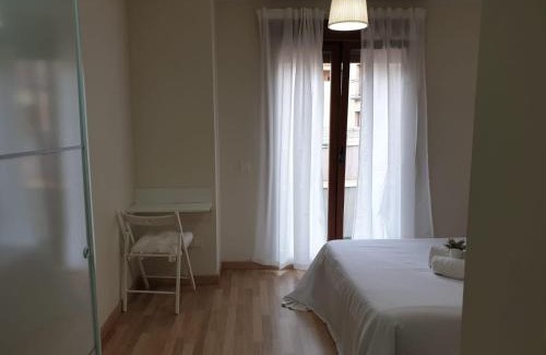 Arrabal Apartment | Apartamento Turistico Puente Romano P3 BAJO - B