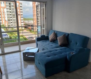 Girardot Apartment | Apartamento Vacacional Familiar en Girardot, piscinas, Jacuzis, parqueadero privado