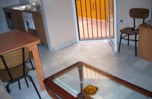 Distrito Cerro-Amate Apartment | Apartamentos Alamare