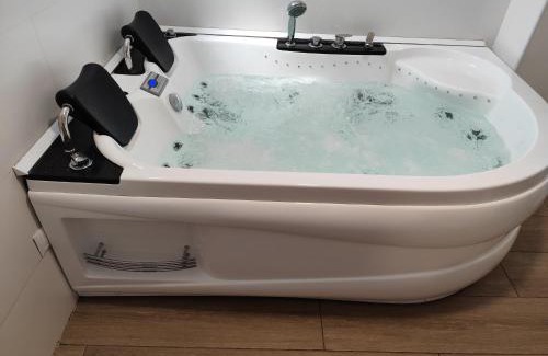 Merida Old Town Apartment | Apartamentos De la Haya & Suite con Jacuzzi, junto al Teatro Romano