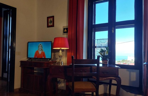 El Guincho Apartment | Apartamentos Monasterio de San Antonio - Apartment im englischen Stil mit Meerblick