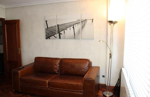 Zarautz Apartment | Apartamentos Zarautz Playa2, con piscina y garaje