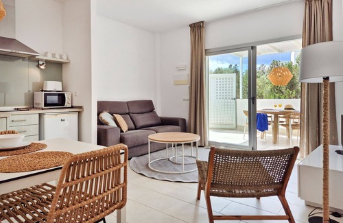 Es Pujols Apartment | Apartaments Proa Es Pujols - Adults Only