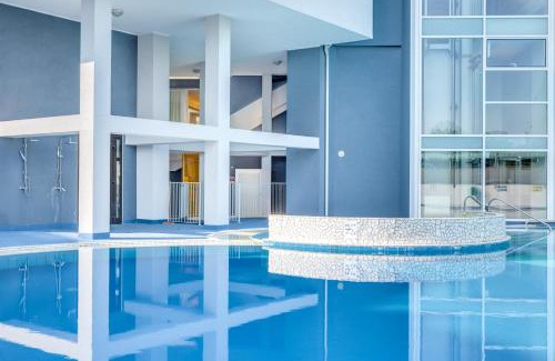 Porto Santa Margherita Apartment | Apartaments Suites Ambassador
