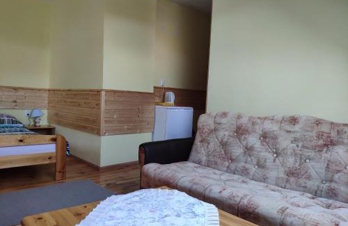 Mragowo House | Apartamenty wakacyjne nad jeziorem Juksty