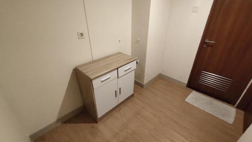 Pekayon Jaya Apartment | Apartemen Grand Kamala Lagoon Studio By Bonzela Property