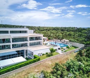 Zrce Hotel | Aparthotel Joel