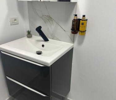 Lugoj Apartment | Aparthouse 2