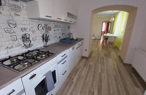 Nove Mesto nad Metuji Apartment | Apartmán Budín - v klidu přírody, s parkováním