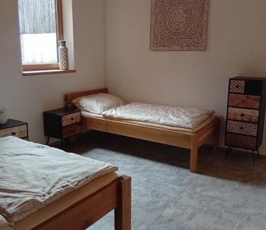 Byzhradec Apartment | Apartmán Farma Byzhradec