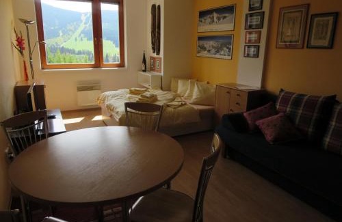 Ostruzna Apartment | Apartmán Ramzová 27