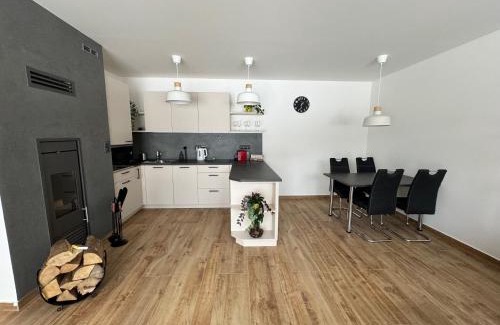 Smrzovka Apartment | Apartmán U lesa