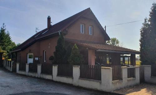 Steti Apartment | Apartmán v blízkosti města Štětí