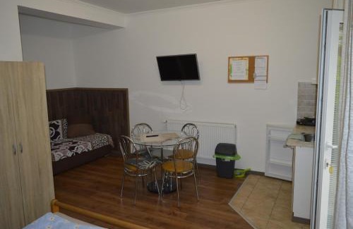 Velky Meder Apartment | Apartmány KARINA