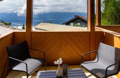 Kanzelhohe Apartment | Apartment in Gerlitzen with Panoramic Views