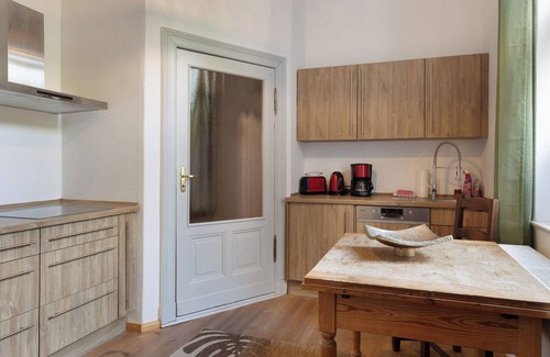 Brandenburg an der Havel Apartment | Apartment 'Kurfürstensuite' with Shared Terrace and Wi-Fi