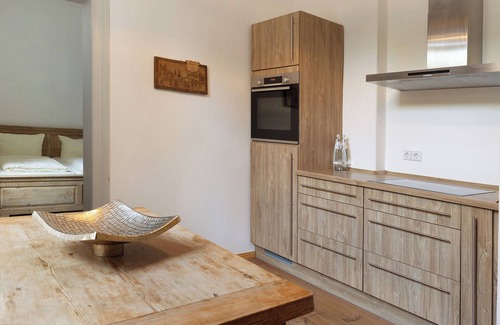 Brandenburg an der Havel Apartment | Apartment 'Kurfürstensuite' with Shared Terrace and Wi-Fi