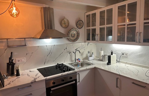 Castellar de la Frontera Apartment | Apartment de los Amorosos in Eine Burg Castellar de de la Frontera!