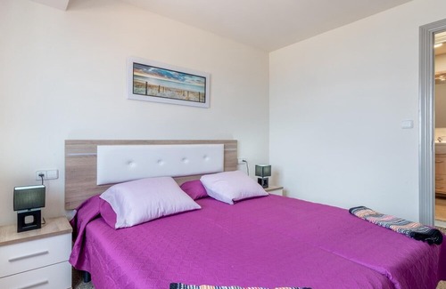 S'Illot-Cala Morlanda Apartment | Apartment by the beach with sea views- ROCAMAR APT.