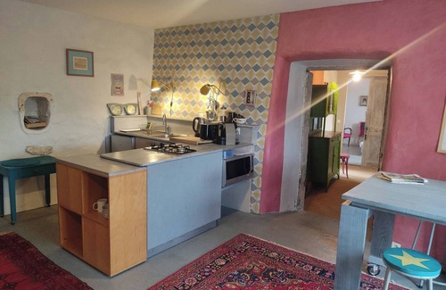 Saint-Martin-le-Superieur Apartment | Apartment 'La Bibliothèque' with Shared Pool, Shared Terrace and Shared Garden