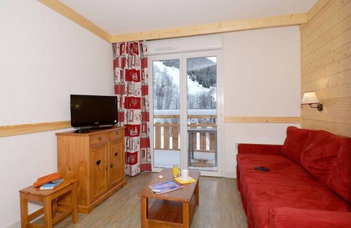 Saint-Sorlin-d'Arves Apartment | Apartment ∙ 8 guests