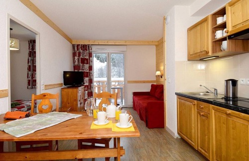 Saint-Sorlin-d'Arves Apartment | Apartment ∙ 8 guests