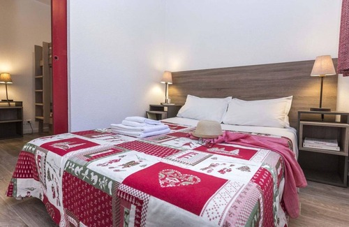 Saint-Sorlin-d'Arves Apartment | Apartment ∙ 8 guests