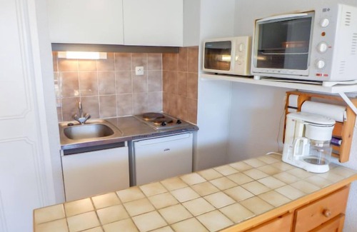 Six-Fours-les-Plages Apartment | Apartment le Verdon in Six Fours La Coudoulière - 4 persons, 1 bedrooms