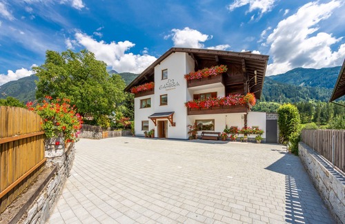 San Leonardo in Passiria Apartment | Apartment 'Erlenbach Appartement 3' with Mountain View, Shared Terrace and Wi-Fi
