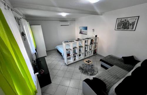 Idrija Apartment | Apartma B & O