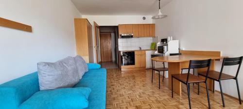 Izola Apartment | Apartma Luka with private parking