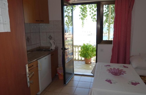 Trpanj Apartment | Apartman Anka 2